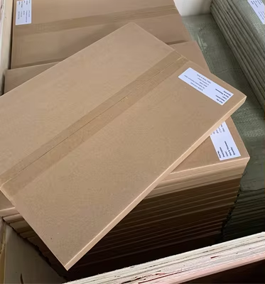 单品牛皮瓦楞纸扁平包装盒与英文规格标贴